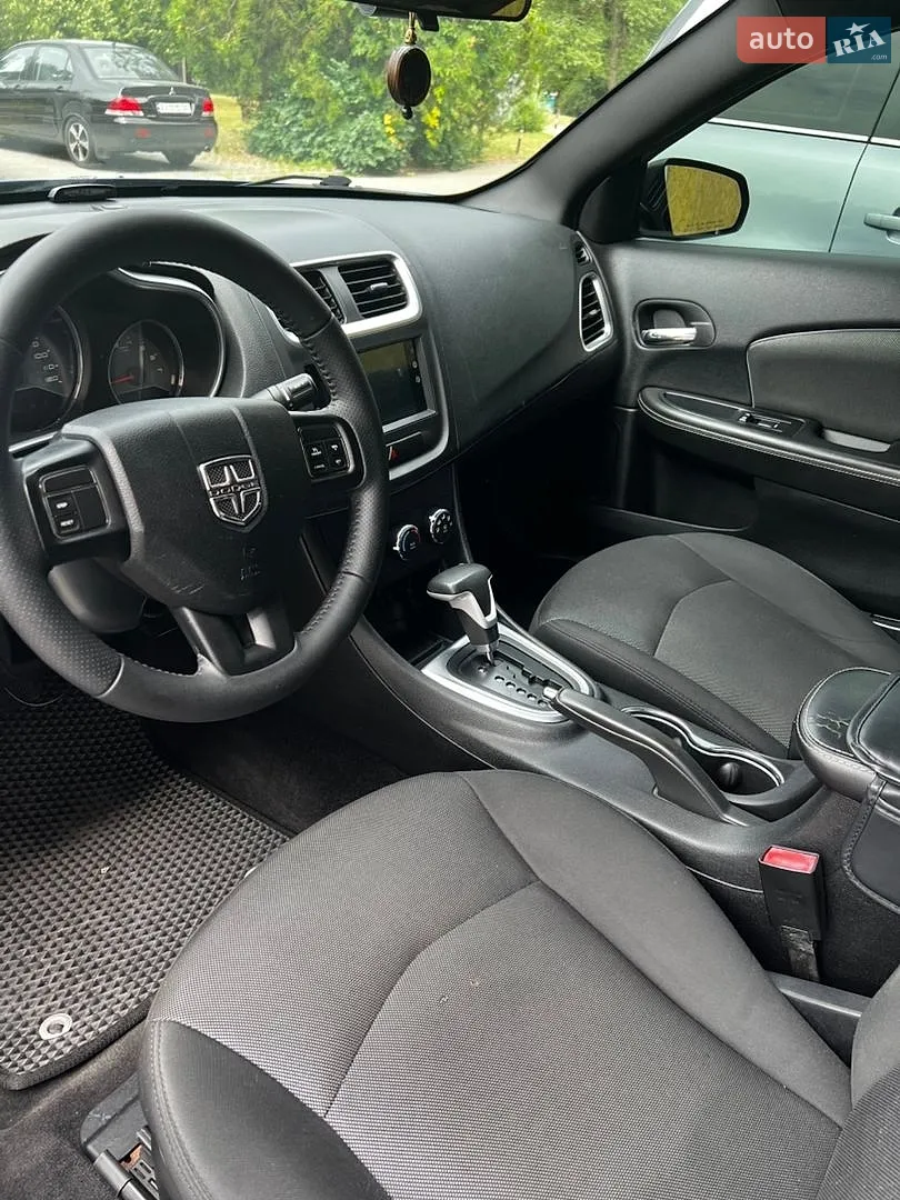 2012 Dodge Avenger - мініатюра 10