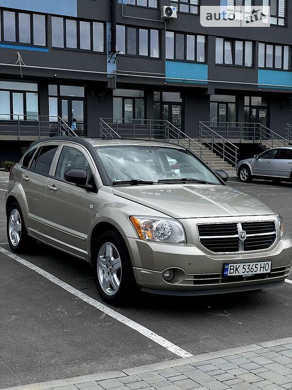 Хэтчбек Dodge Caliber 2008 в 