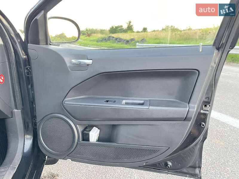 Позашляховик / Кросовер Dodge Caliber 2008 в Львові