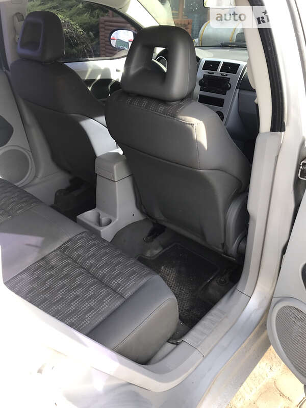 Позашляховик / Кросовер Dodge Caliber 2007 в Львові