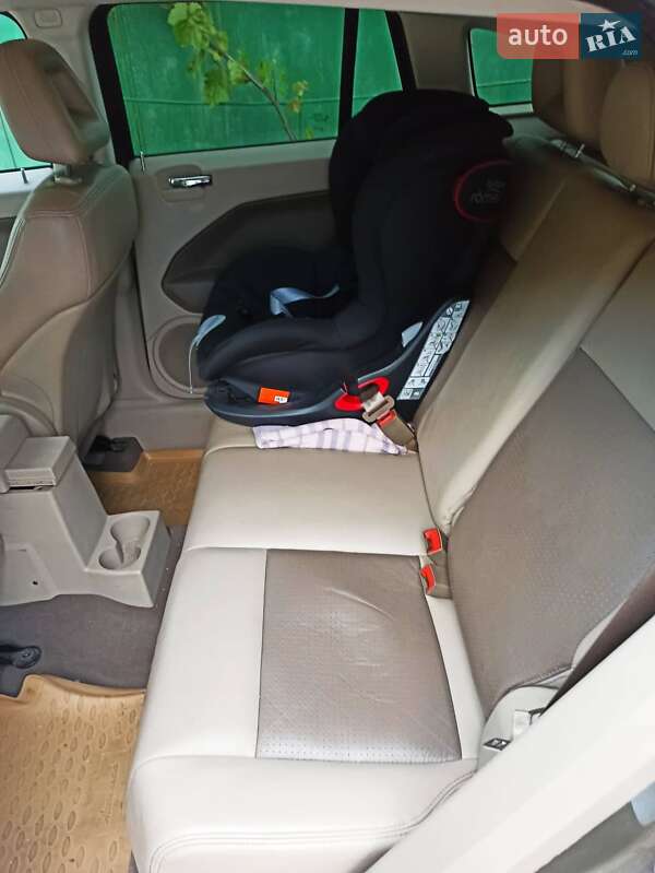 Позашляховик / Кросовер Dodge Caliber 2008 в Білгороді-Дністровському