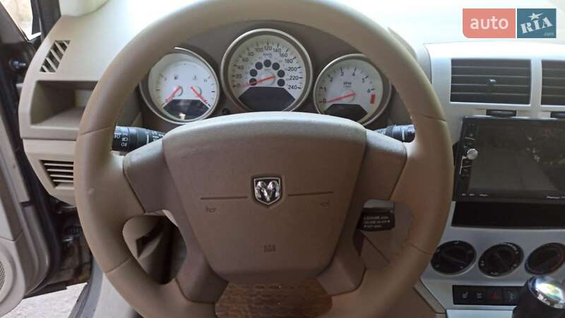 Позашляховик / Кросовер Dodge Caliber 2008 в Білгороді-Дністровському