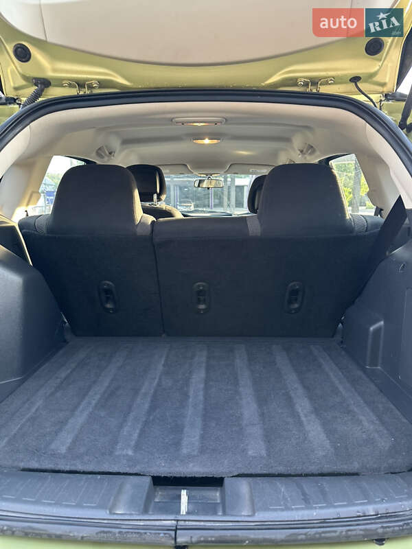 Хэтчбек Dodge Caliber 2010 в Черновцах