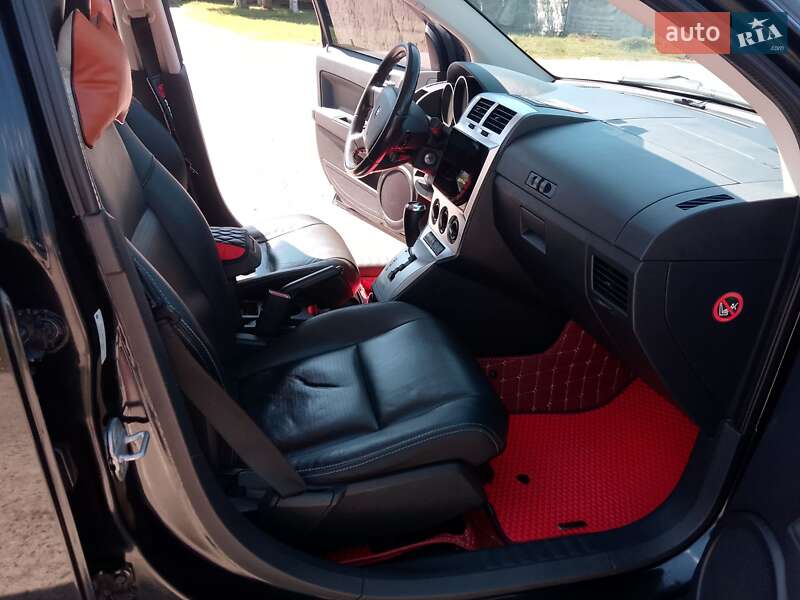 Внедорожник / Кроссовер Dodge Caliber 2008 в Новояворовске
