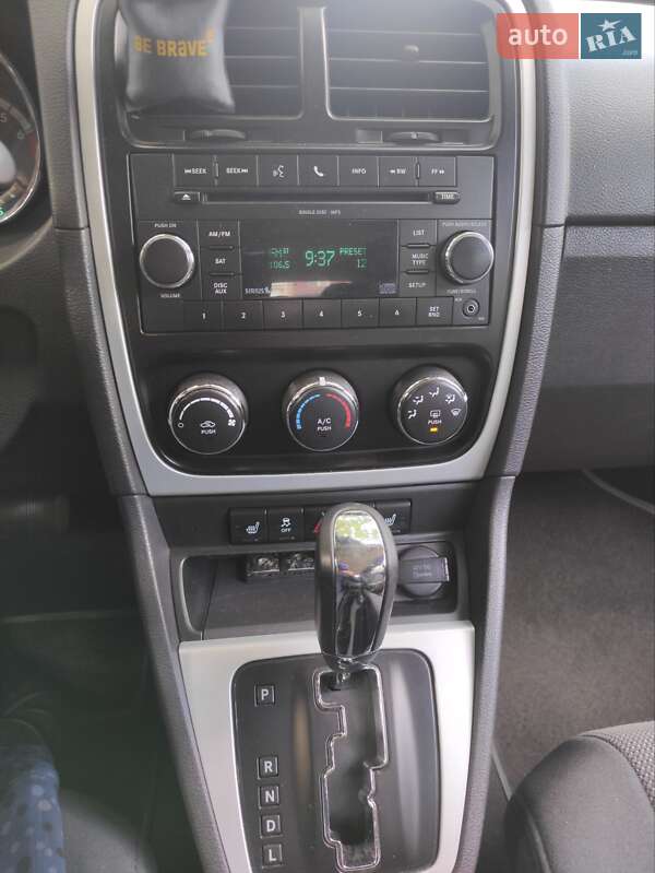 Позашляховик / Кросовер Dodge Caliber 2011 в Києві