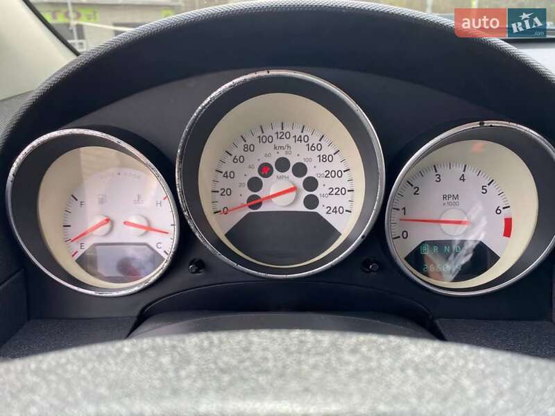 Внедорожник / Кроссовер Dodge Caliber 2008 в Могилев-Подольске