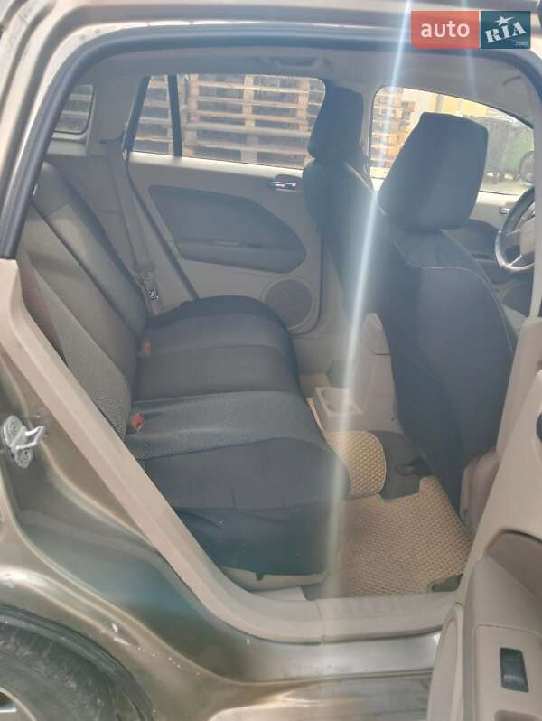 Позашляховик / Кросовер Dodge Caliber 2008 в Івано-Франківську фото 4 Позашляховик / Кросовер Dodge Caliber 2008 в Івано-Франківську