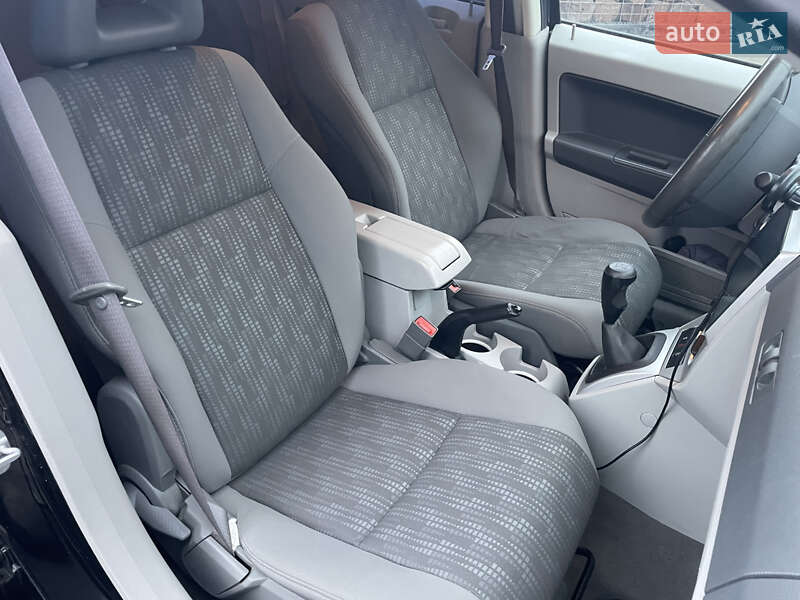 Позашляховик / Кросовер Dodge Caliber 2007 в Києві фото 12 Позашляховик / Кросовер Dodge Caliber 2007 в Києві