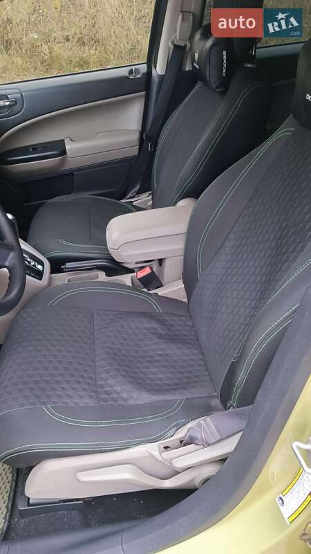 Внедорожник / Кроссовер Dodge Caliber 2010 в Вышгороде