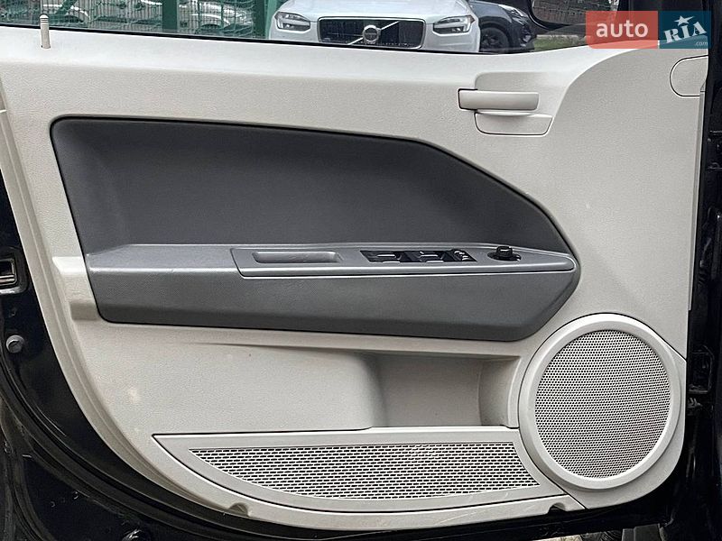Позашляховик / Кросовер Dodge Caliber 2007 в Львові