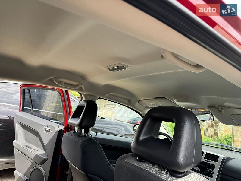 Позашляховик / Кросовер Dodge Caliber 2009 в Волочиську