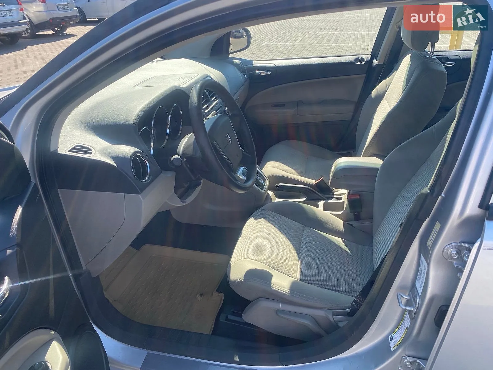 2010 Dodge Caliber - мініатюра 4