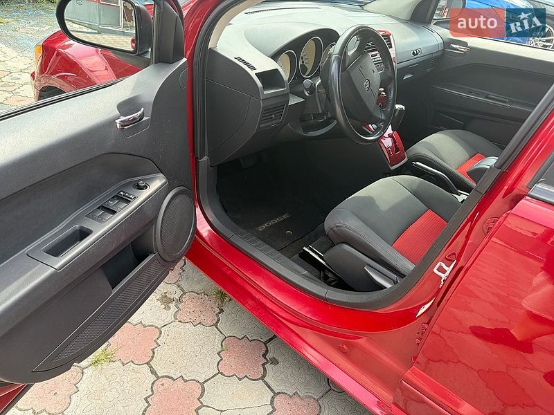 Позашляховик / Кросовер Dodge Caliber 2008 в Львові