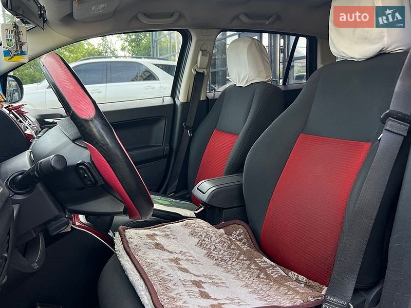 Позашляховик / Кросовер Dodge Caliber 2009 в Івано-Франківську