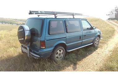 Минивэн Dodge Caravan 1994 в Одессе
