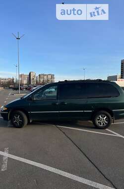 Минивэн Dodge Caravan 1997 в Киеве