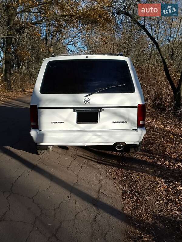 Мінівен Dodge Caravan 1990 в Житомирі фото 6 Мінівен Dodge Caravan 1990 в Житомирі