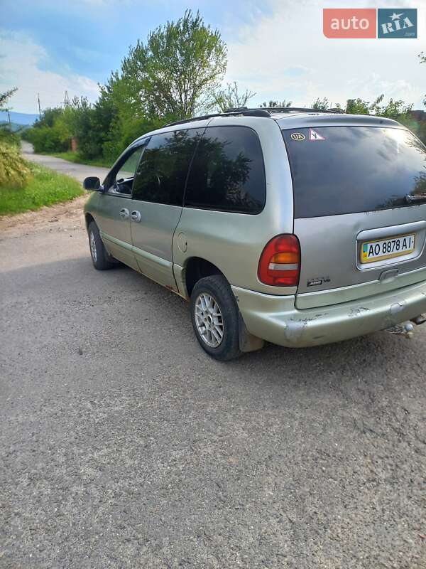 Минивэн Dodge Caravan 1996 в Дрогобыче фото 6 Минивэн Dodge Caravan 1996 в Дрогобыче