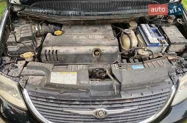 Минивэн Dodge Caravan 2006 в 