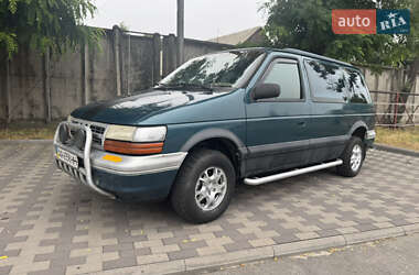 Минивэн Dodge Caravan 1993 в Лубнах