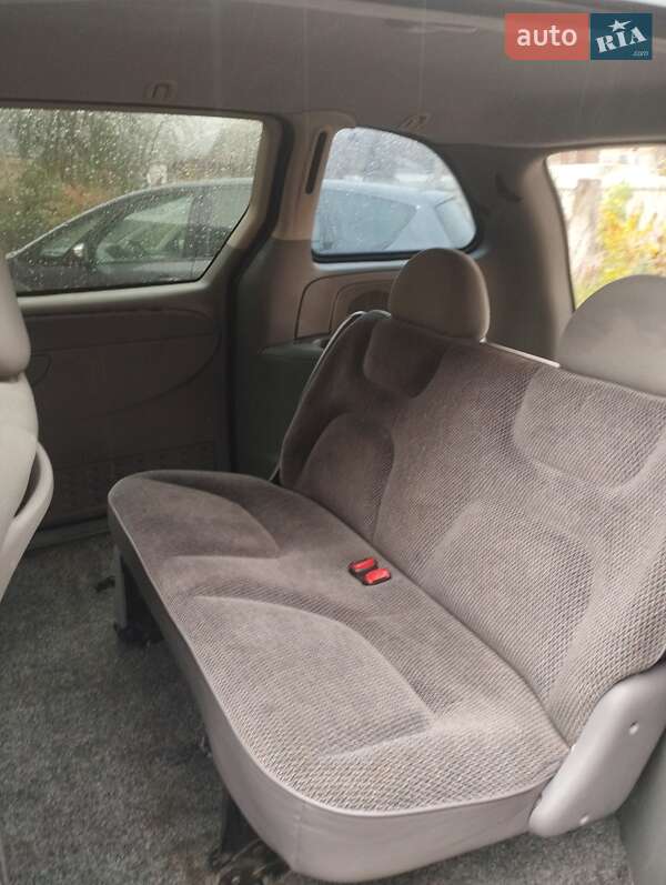 Минивэн Dodge Caravan 2005 в Кицмани