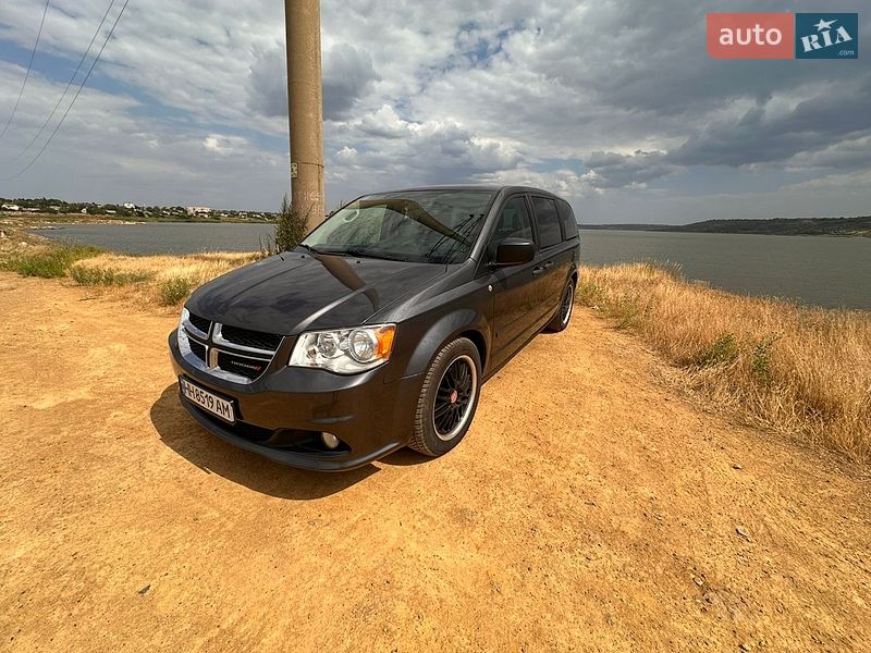Dodge Caravan, фото з оголошення
