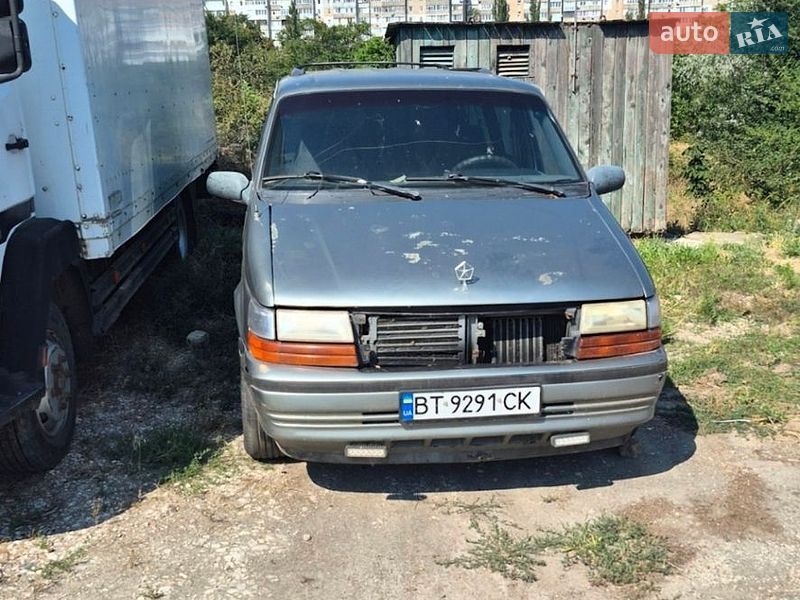 Мінівен Dodge Caravan 1992 в Миколаєві фото 3 Мінівен Dodge Caravan 1992 в Миколаєві