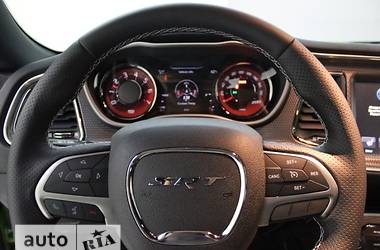 Купе Dodge Challenger 2017 в 
