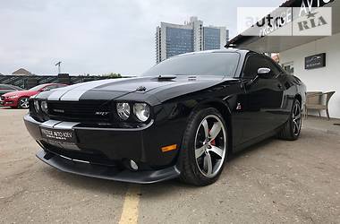 Седан Dodge Challenger 2014 в Киеве