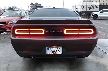 Купе Dodge Challenger 2015 в Львове