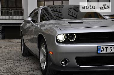 Купе Dodge Challenger 2012 в Киеве