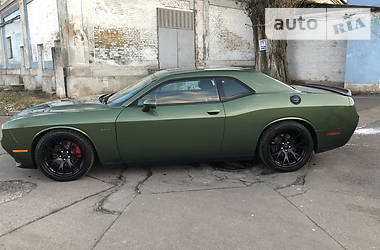 Купе Dodge Challenger 2017 в Киеве