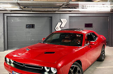 Купе Dodge Challenger 2014 в Львове