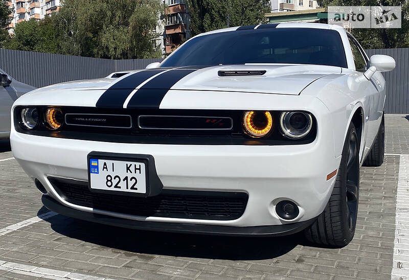 Купе Dodge Challenger 2018 в Киеве