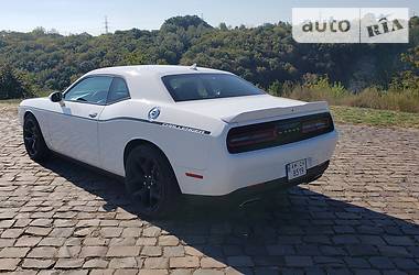 Купе Dodge Challenger 2014 в Житомире