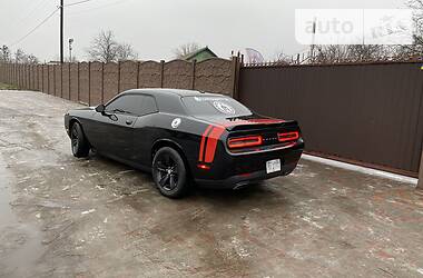 Купе Dodge Challenger 2016 в 