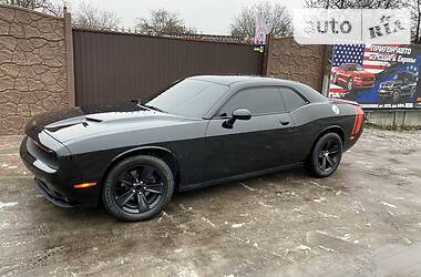 Купе Dodge Challenger 2016 в 
