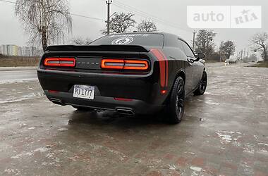 Купе Dodge Challenger 2016 в 