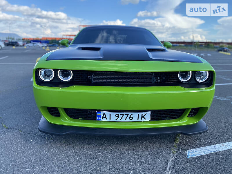 Купе Dodge Challenger 2017 в Киеве