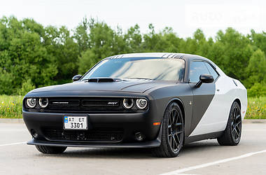 Купе Dodge Challenger 2016 в Івано-Франківську