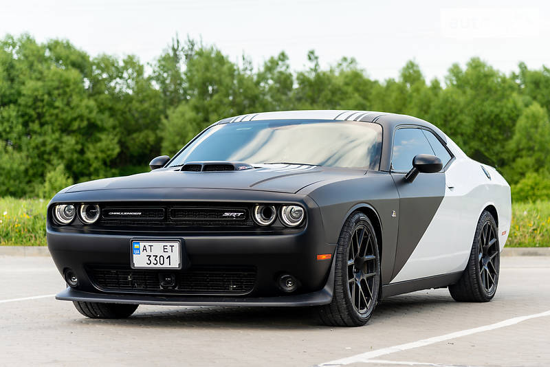 Купе Dodge Challenger 2016 в Ивано-Франковске