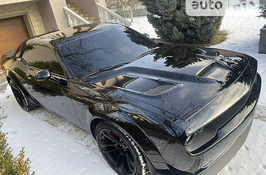 Купе Dodge Challenger 2020 в 