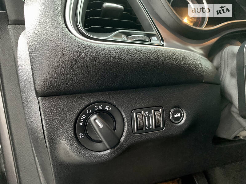 Dodge Challenger 3.6 SXT