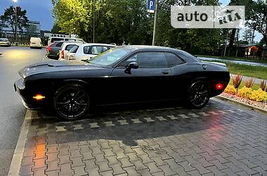 Купе Dodge Challenger 2015 в 