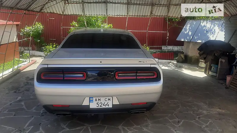 Dodge Challenger 2019 VIN 2C3CDZFJXKH625613 фото оголошення 4 з 39