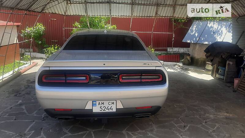 Купе Dodge Challenger 2019 в Житомирі