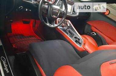Купе Dodge Challenger 2018 в 