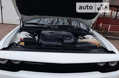 Купе Dodge Challenger 2018 в 