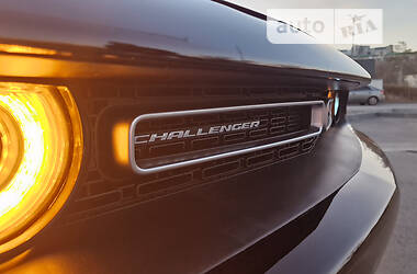 Купе Dodge Challenger 2015 в Дніпрі