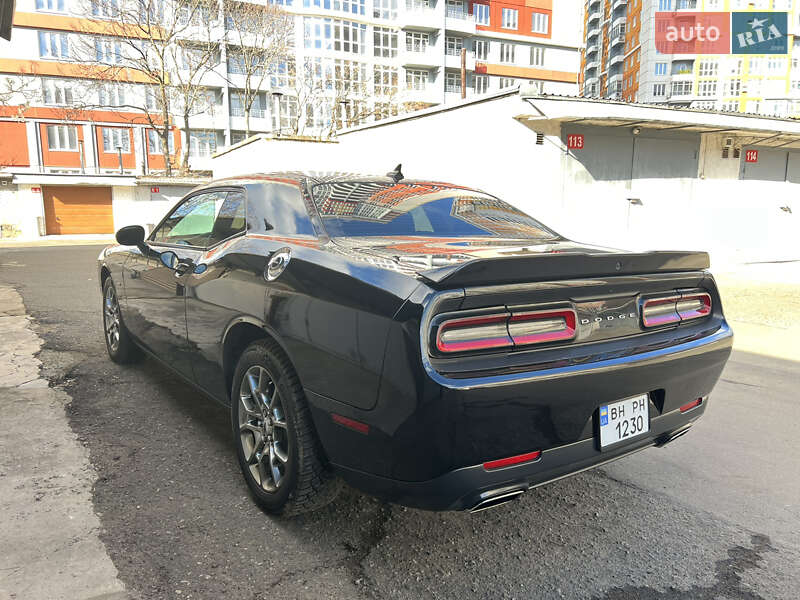Купе Dodge Challenger 2017 в Одессе